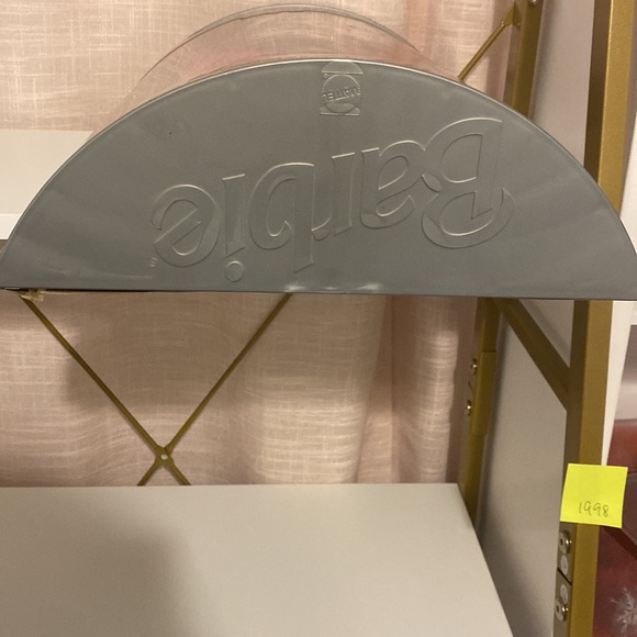 1998 Holiday Barbie-Special Edition - Picture 8 of 9